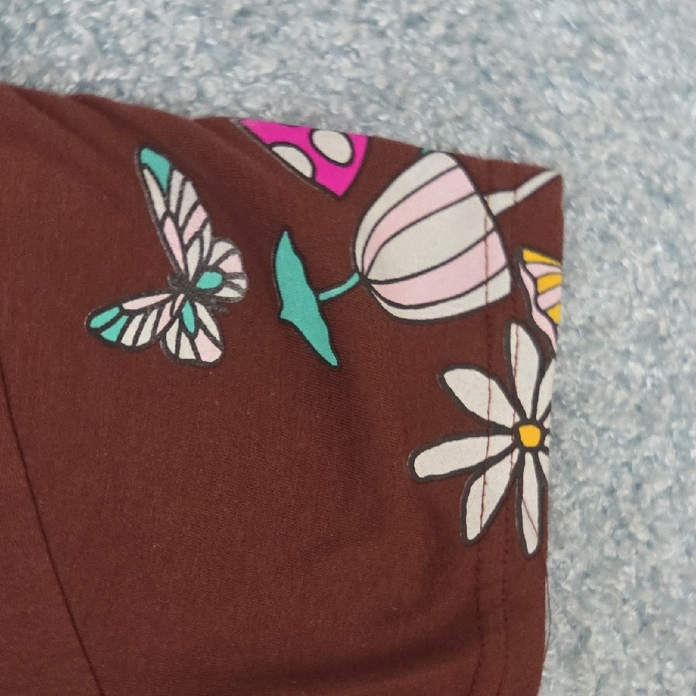 Stay Calm Graphic T-Shirt - Brown - Picture 4 of 5